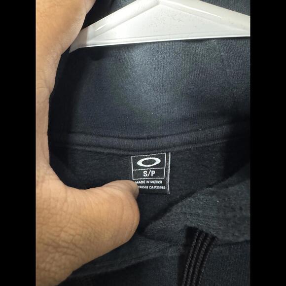 Oakley 2000s Hoodie Script - Picture 3 of 8